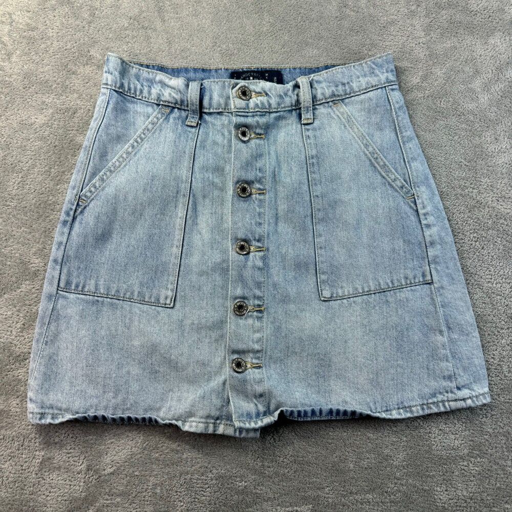 Lucky Brand Jean Skirt Size 2/26 Blue Button Front Light Wash Pockets Denim Cute